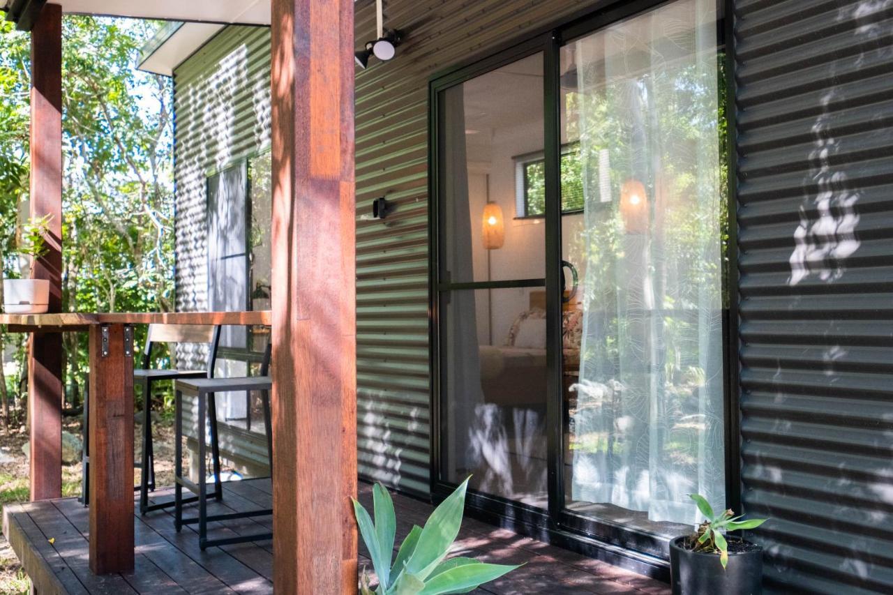 Airlie Beach Eco Cabins - Adults Only Екстериор снимка