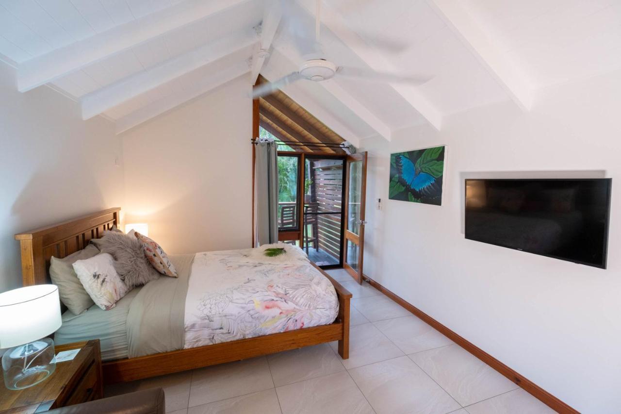 Airlie Beach Eco Cabins - Adults Only Екстериор снимка