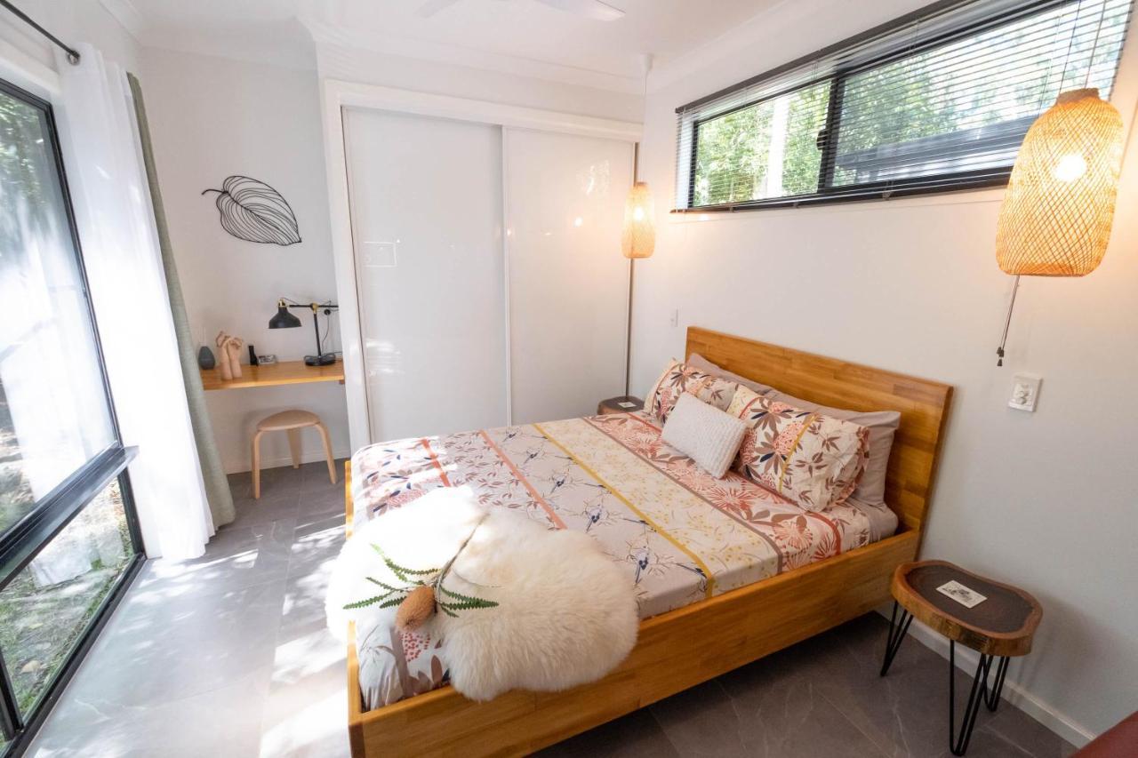 Airlie Beach Eco Cabins - Adults Only Екстериор снимка