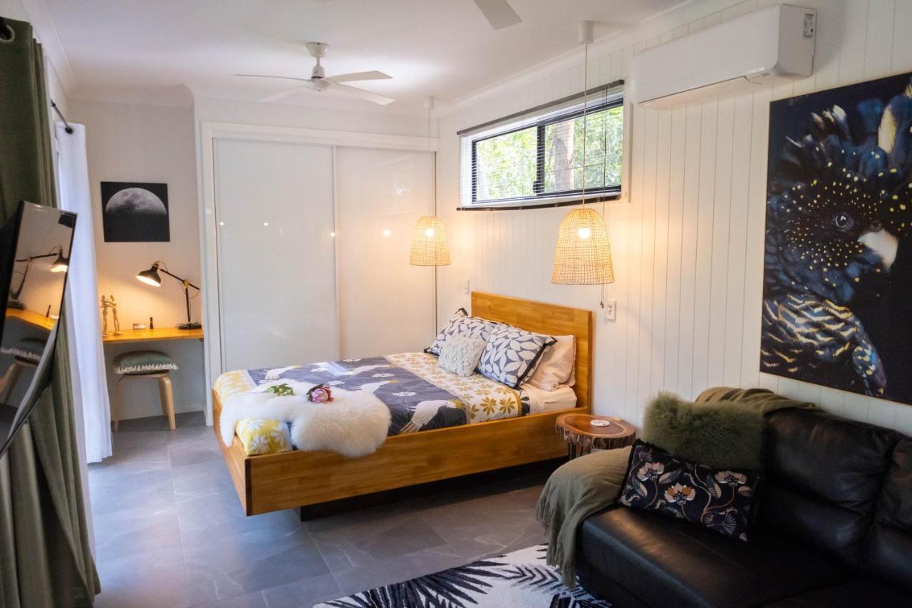 Airlie Beach Eco Cabins - Adults Only Екстериор снимка