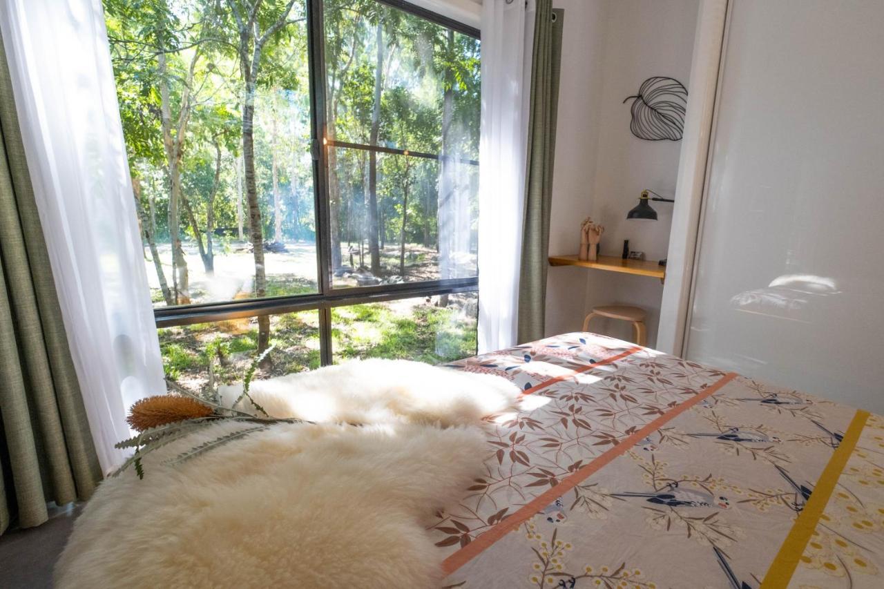Airlie Beach Eco Cabins - Adults Only Екстериор снимка