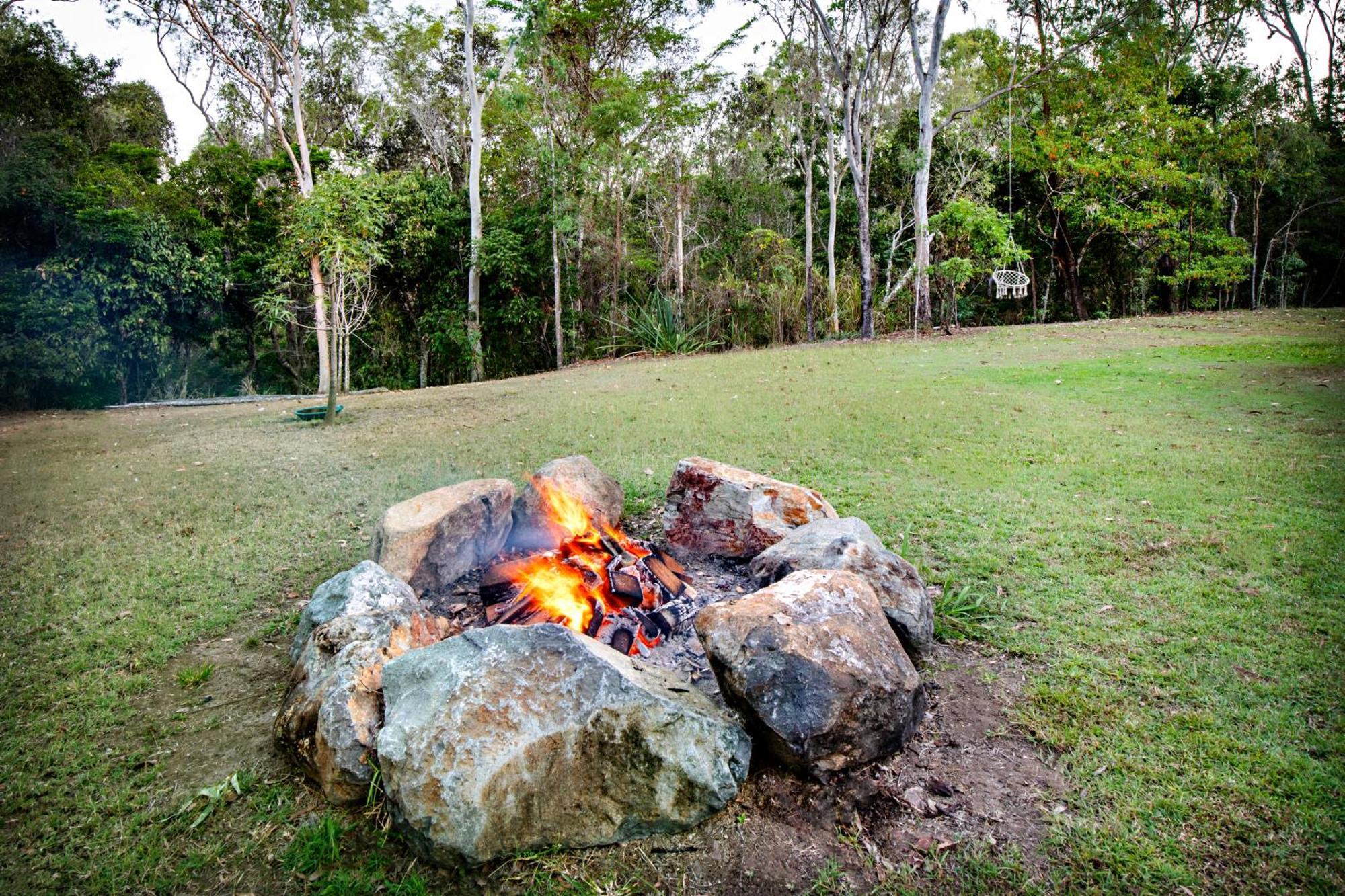 Airlie Beach Eco Cabins - Adults Only Екстериор снимка