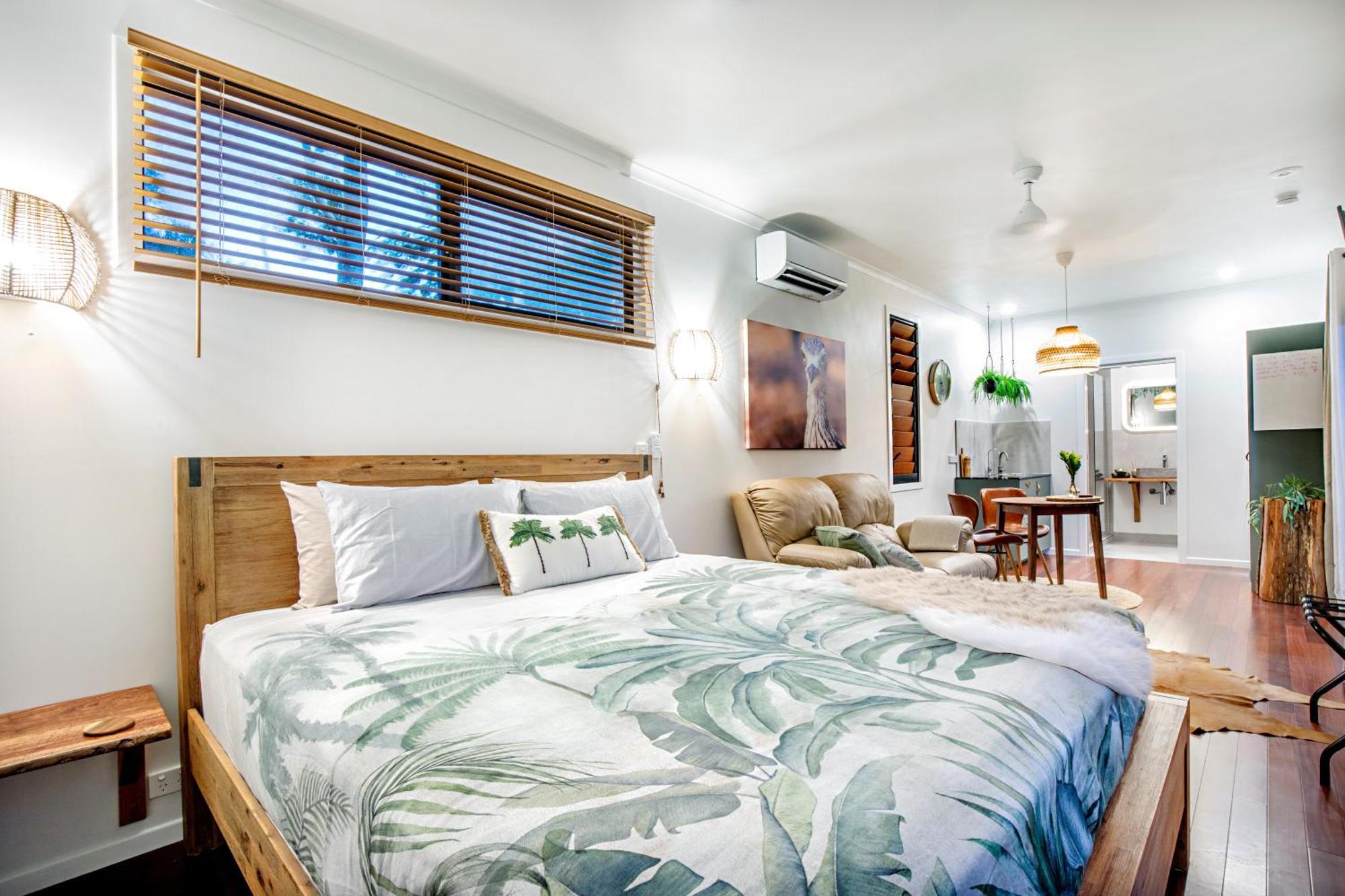 Airlie Beach Eco Cabins - Adults Only Екстериор снимка